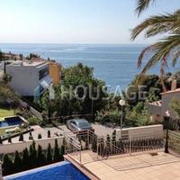 Вилла в Испании, Каталония, Жирона, 300 кв.м.