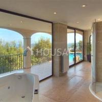 Villa in Spain, Catalunya, Girona, 377 sq.m.