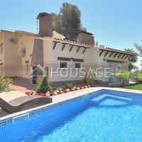 Villa in Spain, Catalunya, Girona, 340 sq.m.