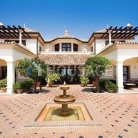 Вилла в Испании, Андалусия, 925 кв.м.