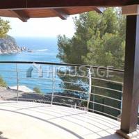 Villa in Spain, Catalunya, Girona, 190 sq.m.