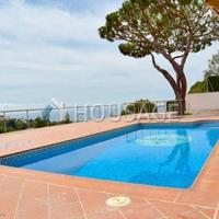 Вилла в Испании, Каталония, Жирона, 400 кв.м.