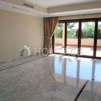 Apartment in Spain, Andalucia, 390 sq.m.