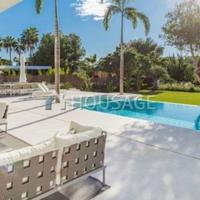 Villa in Spain, Andalucia, 740 sq.m.