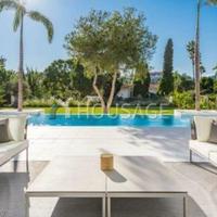 Villa in Spain, Andalucia, 740 sq.m.