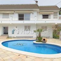 Вилла в Испании, Каталония, Жирона, 300 кв.м.