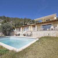Villa in Spain, Balearic Islands, Palma, 355 sq.m.