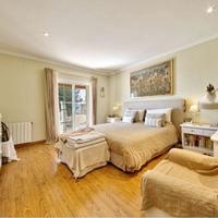 Villa in Spain, Balearic Islands, Palma, 355 sq.m.