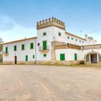 Дом в Испании, Балеарские Острова, Пальма, 6911 кв.м.