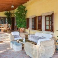 Villa in Spain, Balearic Islands, Palma, 400 sq.m.