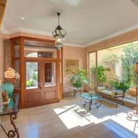 Villa in Spain, Balearic Islands, Palma, 400 sq.m.