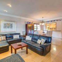 Villa in Spain, Balearic Islands, Palma, 400 sq.m.