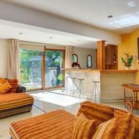 Villa in Spain, Balearic Islands, Palma, 325 sq.m.