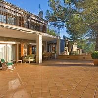 Villa in Spain, Balearic Islands, Palma, 251 sq.m.