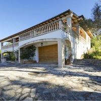 Villa in Spain, Balearic Islands, Palma, 420 sq.m.