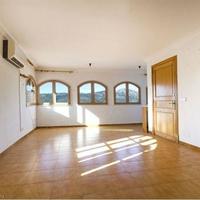 Villa in Spain, Balearic Islands, Palma, 420 sq.m.