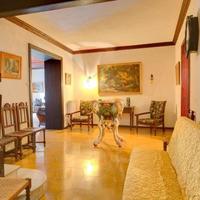 Villa in Spain, Balearic Islands, Palma, 1529 sq.m.