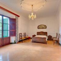 Villa in Spain, Balearic Islands, Palma, 1529 sq.m.