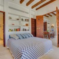 House in Spain, Balearic Islands, Palma, 350 sq.m.