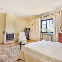 Villa in Spain, Balearic Islands, Palma, 495 sq.m.