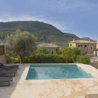 Villa in Spain, Balearic Islands, Palma, 288 sq.m.