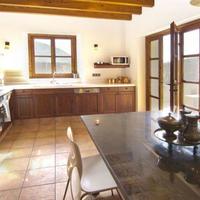 Villa in Spain, Balearic Islands, Palma, 288 sq.m.