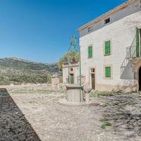 House in Spain, Balearic Islands, Palma, 1557 sq.m.