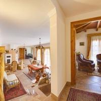 House in Spain, Balearic Islands, Palma, 324 sq.m.