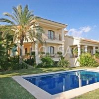 Villa in Spain, Andalucia, 770 sq.m.