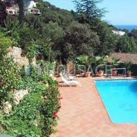 Villa in Spain, Catalunya, Girona, 320 sq.m.