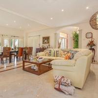 Villa in Spain, Balearic Islands, Palma, 380 sq.m.