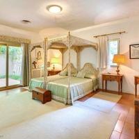 Villa in Spain, Balearic Islands, Palma, 1250 sq.m.