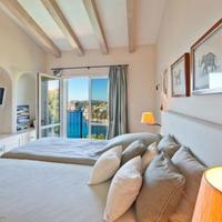 Villa in Spain, Balearic Islands, Palma, 450 sq.m.