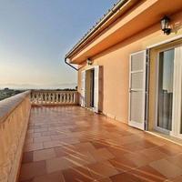 Villa in Spain, Balearic Islands, Palma, 280 sq.m.