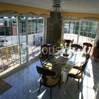 Villa in Spain, Catalunya, Girona, 305 sq.m.