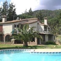 Вилла в Испании, Каталония, Багур