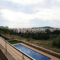 Villa in Spain, Catalunya, Girona, 300 sq.m.