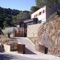 Villa in Spain, Catalunya, Girona, 285 sq.m.