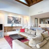 Apartment in Spain, Andalucia, 253 sq.m.