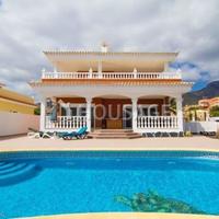 Вилла в Испании, Канарские Острова, Санта-Крус-де-Тенерифе, 694 кв.м.