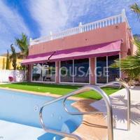 Вилла в Испании, Канарские Острова, Санта-Крус-де-Тенерифе, 540 кв.м.