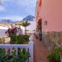 Вилла в Испании, Канарские Острова, Санта-Крус-де-Тенерифе, 540 кв.м.