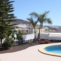 Вилла в Испании, Канарские Острова, Санта-Крус-де-Тенерифе, 888 кв.м.