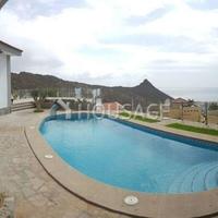 Вилла в Испании, Канарские Острова, Санта-Крус-де-Тенерифе, 180 кв.м.