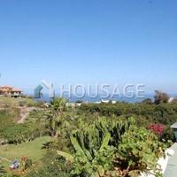 Villa in Spain, Canary Islands, Santa Cruz de Tenerife, 300 sq.m.