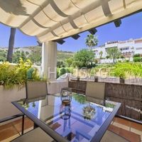 Apartment in Spain, Andalucia, 301 sq.m.
