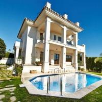 Вилла в Испании, Андалусия, 378 кв.м.