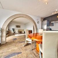 Villa in Spain, Balearic Islands, Palma, 180 sq.m.