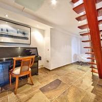 Villa in Spain, Balearic Islands, Palma, 180 sq.m.