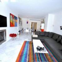 Apartment in Spain, Andalucia, 207 sq.m.